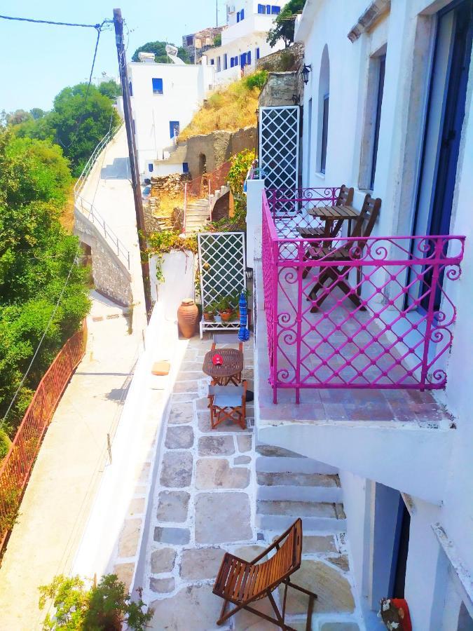 Traditional Family House, Ground Floor With Yard Koronos Экстерьер фото
